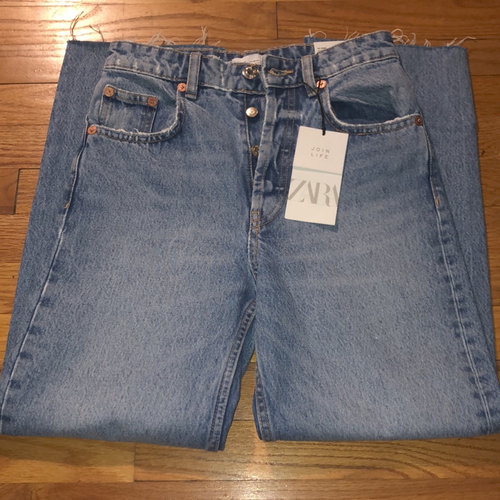 ZARA Women’s Hi-Rise Ankle Length Jeans
